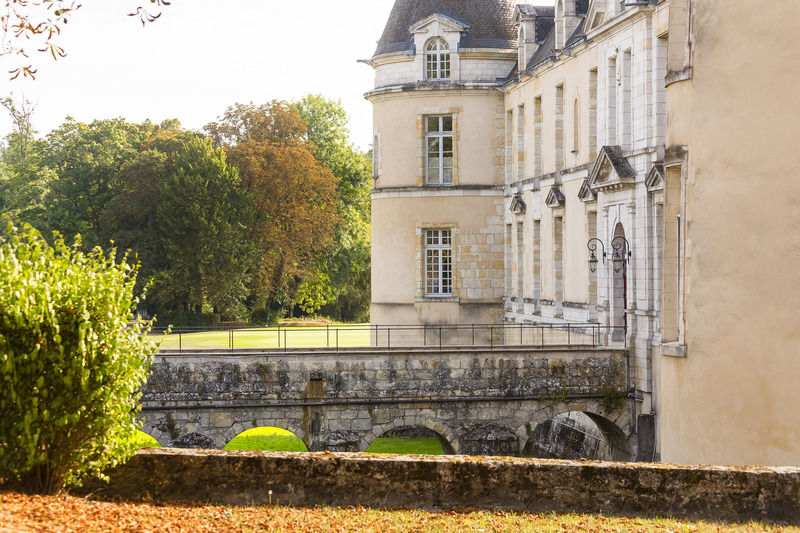 Chateau d'Augerville Exterior foto